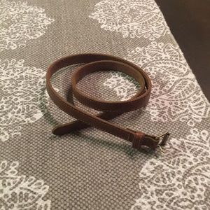 Women’s leather belt